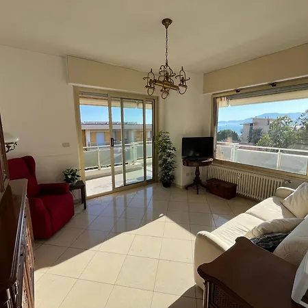 Vista Mare Bordighera, Appartement